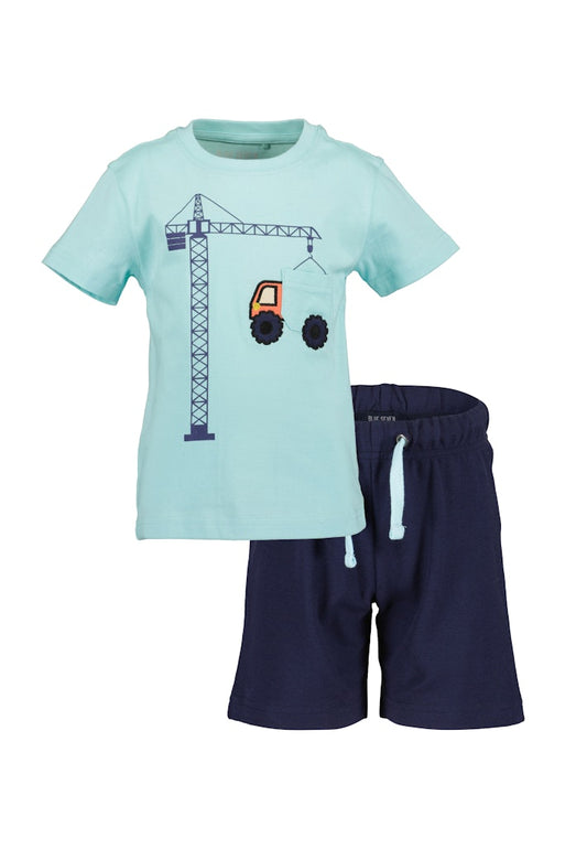 boys T-shirt and shorts