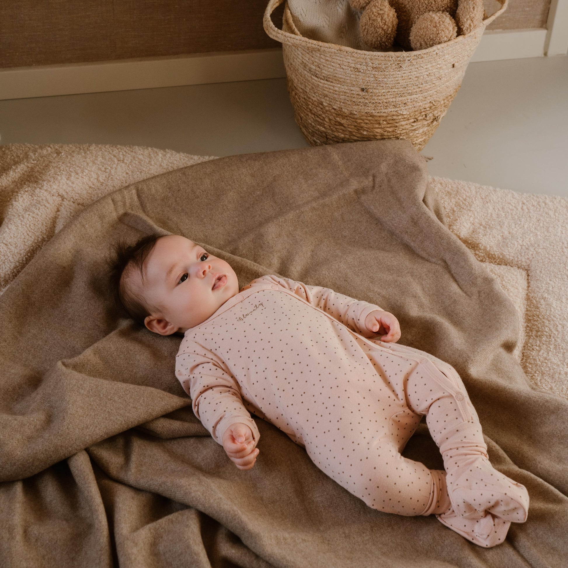 Baby Girl 1-Piece Babysuit + Booties – Light Dusty Pink | Organic Cotton